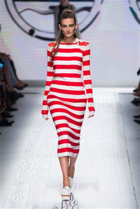 Dress Stripes Striped Dress Fashion Week Runway Sneakers Midi