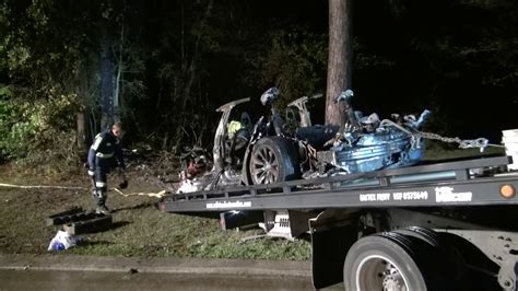 Police Investigate Fatal Tesla Crash Near Houston The New York Times