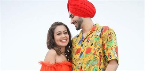 Neha Kakkar And Rohanpreet Singh Showcase Life After Marriage In Khad Tainu Main Dassa