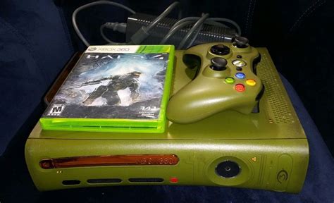 Microsoft Xbox 360 Halo 3 Special Edition 20gb Complete With Halo4
