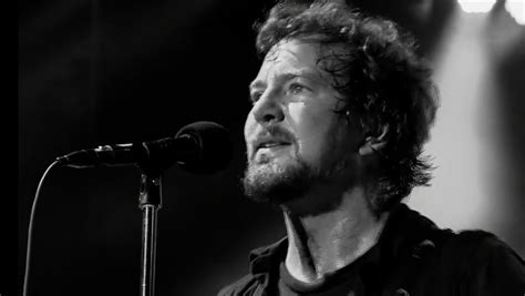 Get video, stories and official stats. I Pearl Jam ricordano le città del tour europeo ...