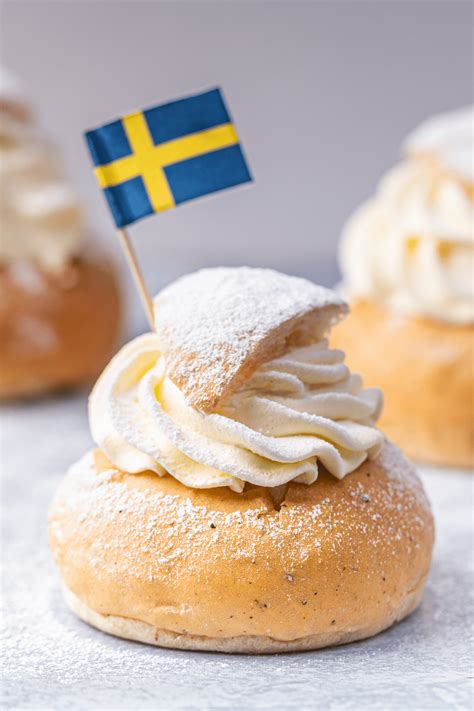 15 Traditional Swedish Desserts Insanely Good