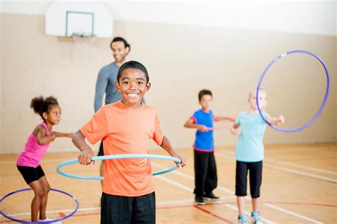 25 Gym Class Games | Gym class games, Class games, Gym games