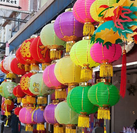 Traditional Chinese Paper Lantern — Stock Photo © Nataliglado 6122613