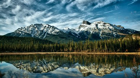 Картинки канада альберта горы голубое небо облака лес деревья