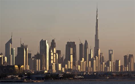 Dubai Skyline Burj Khalifa Uae Sunset Global Trade Review Gtr
