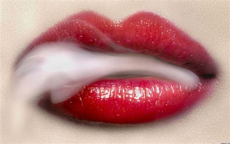 Lips Smoke Wallpaper