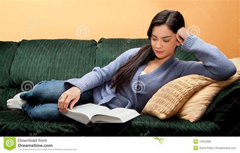 Beautiful Women Laying Down On A Couch Hot Girl Hd Wallpaper