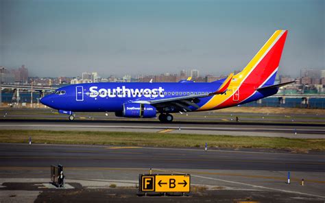 Southwest Airlines Just Paid $15 Million to Settle a Lawsuit Accusing ...