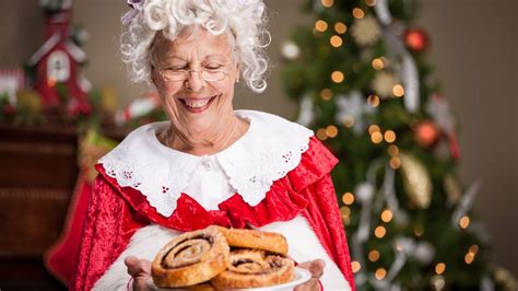 The Woman Behind Christmas Mrs Claus Shares Her Plans Port