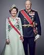 New official portrait of King Harald V and Queen Sonja of Norway ...