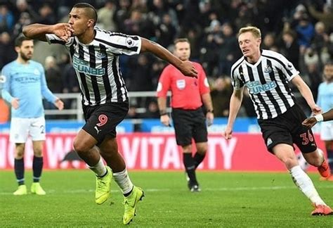 Zorlu mücadele de newcastle united ile manchester city maçı 14. Newcastle United 2 -1 Manchester City: Champions suffer shock loss to spoil Guardiola's landmark