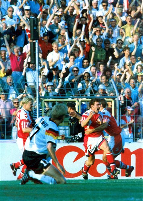 Hvornår vandt danmark em i fodbold? De vandt guld til Danmark ved EM i Sverige i 1992 ...