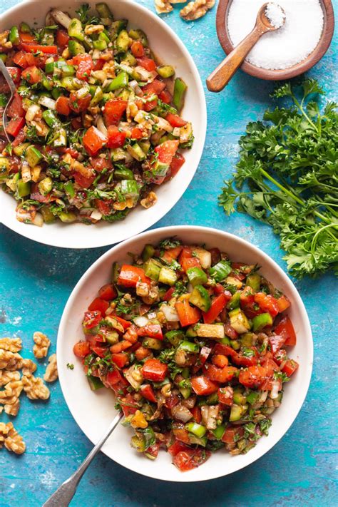 Turkish Tomato Salad Recipe Gavurdagi Unicorns In The Kitchen