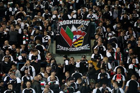 Jul 03, 2021 · docelowym obiektem radomiaka ma być stadion przy ulicy struga. Z kim Zagłębie Sosnowiec ma zgody, a z kim kosy? Skąd się ...