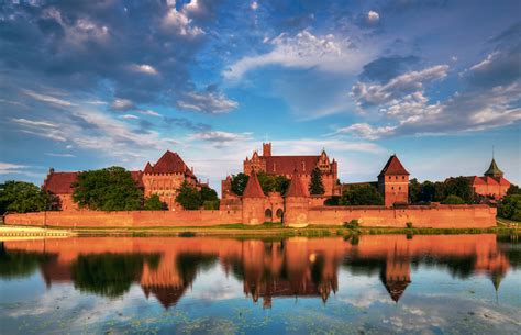Malbork Castle History And Facts History Hit