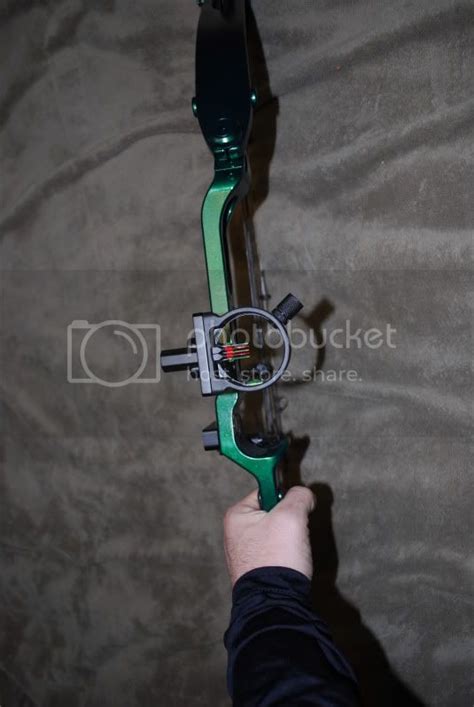 Smallville Green Arrow Compound Bow In Hall Of Costumes Forum