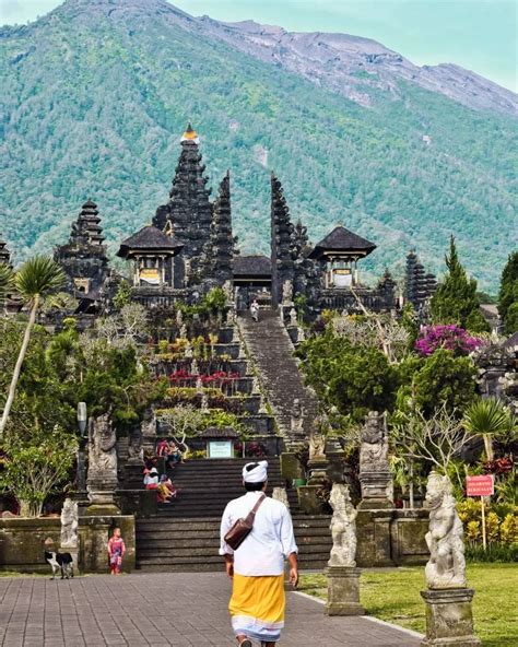 Zu Besuch In Pura Besakih Heiligsten Tempel Balis Blazetrip
