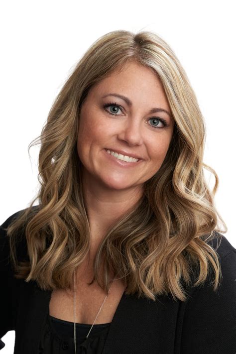 Krista Smith Real Estate Agent Marysville Oh Coldwell Banker Realty