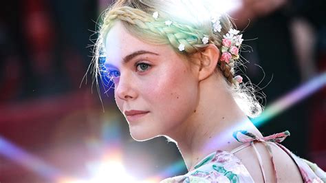 Elle Fanning Discusses Social Media And Being Bullied At School For Her