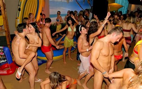Wild Party Girls Getting Hardcore Daily Updates Page Porn W
