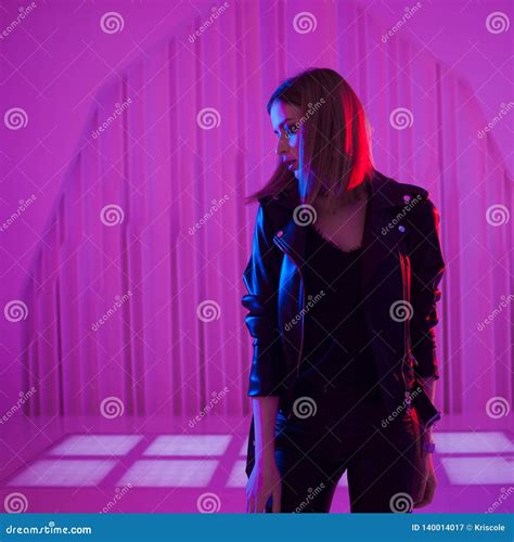 Beautiful Girl Dancing In Retro Wave On The Neon Light Stock Image Image Of Party Face 140014017