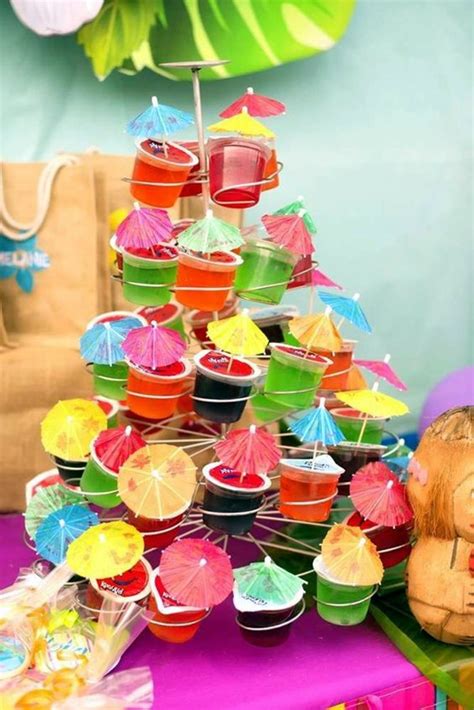 40 Affordable And Creative Hawaiian Party Decoration Ideas Bored Art