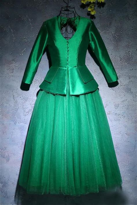 Vintage A Line Open Back Long Sleeve Emerald Green Tulle