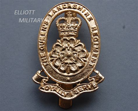 Queens Lancashire Regiment Staybrite Cap Badge Elliott Military