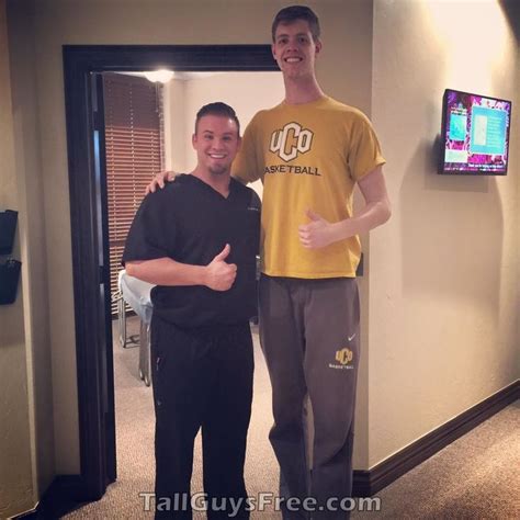 7ft 2in Logan T Tall Guys Giant People Tall People
