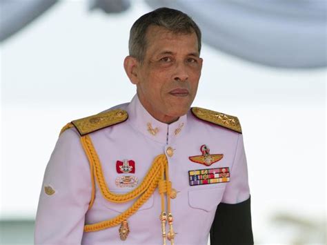 Thailand Threatens To Ban Facebook After Video Of King In Crop Top Goes Viral Watch Video Here