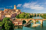 15 Best Places to Visit in the South of France - The Crazy Tourist