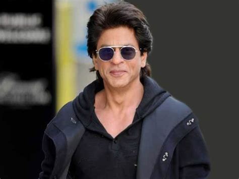 Shah Rukh Khan Becomes Highest Paid Actor With His Huge Pathan Fee