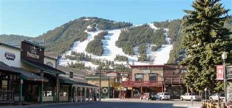 The 9 Best Ski Hotels Near Snow King Resort In Jackson In 2024