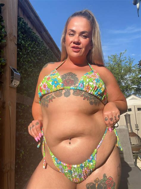 Itsy Bitsy Bikini On A Big Body Nudes Bbwbikinis NUDE PICS ORG