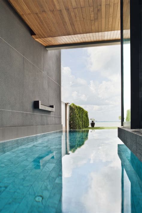 45 Screened In Covered And Indoor Pool Designs