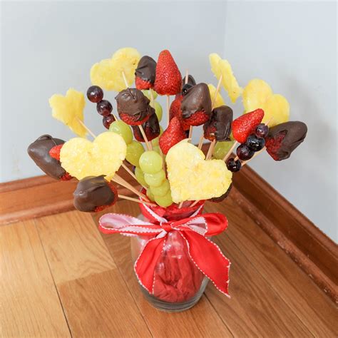 Fruit bouquets by 1800flowers.com offers more than 100 arrangements for all occasions. Jenny's Colorful Life: Easy DIY Fruit Bouquet