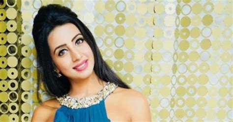 Drug Accused Actress Sanjjanaa Galrani Appears Before Ccb Officials Not Satisfied With Her Response