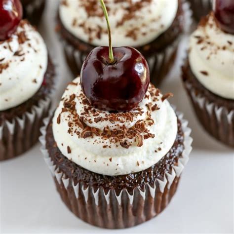 4 Cupcakes You Will Love Baking For Occasions Hamstech Blog