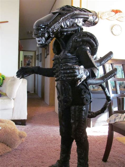 This sir, is amazing and you are a freak of nature when it comes to making. Alien Xenomorph Costume | Homemade costumes, Xenomorph ...