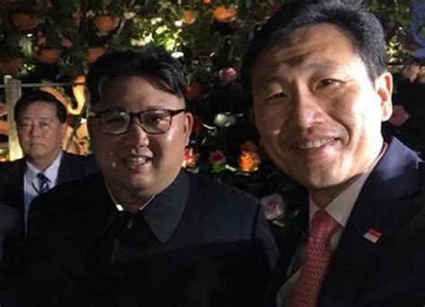 Deadly Dictator Kim Jong Un Smiles For Selfies In Singapore Upolitics