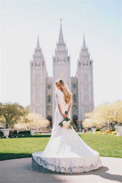 Mikelle And Kacen Bridal Pictures Wedding Dresses Lds Modest Wedding
