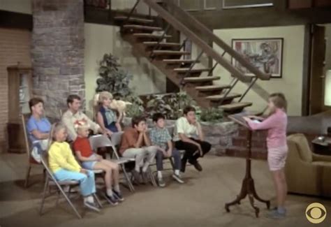 Can Hgtv Bring Back The Brady Bunch House Pics Reveal What Itll Take