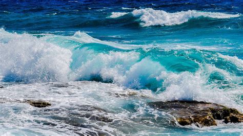 Relaxing Ocean Waves Hours Big Waves Hit Land On Beach Relax For Your Mind Calm For
