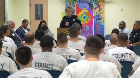Inmates Study For Second Chance In Community
