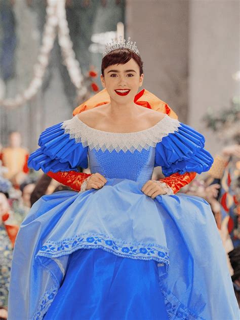 Lily Collins As Snow White In Mirror Mirror Wallpapers Like Reblog