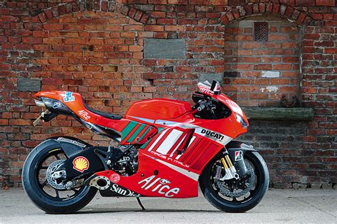 Tvs apache 310rr for sale. Ducati Desmosedici RR road test | Visordown