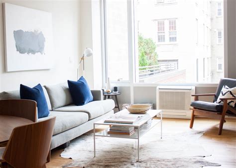 30 minimalist living room ideas & inspiration to make the House Tour: A NYC Couple's Minimalist Retreat | Apartment ...