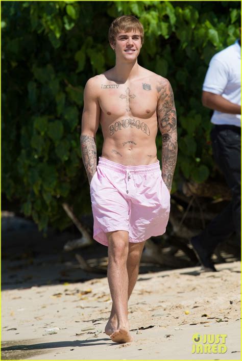 Justin Biebers Body Is Ripped In New Shirtless Beach Photos Photo