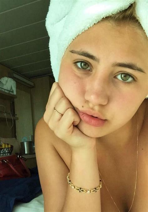 Pin By Youtube Land On Lia Marie Johnson Celebs Girl